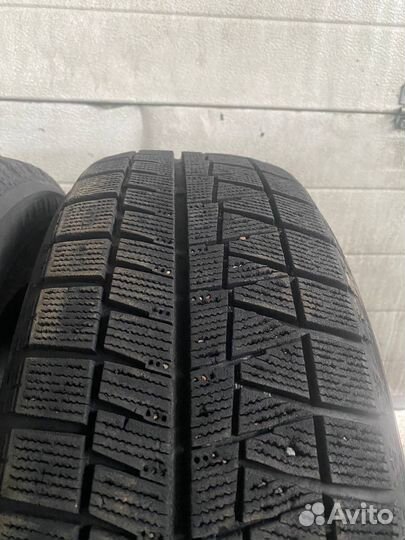 Bridgestone Blizzak Ice 205/60 R16 92