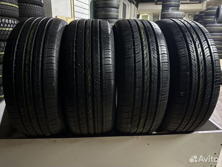 Roadstone N5000 Plus 215/55 R17 94V