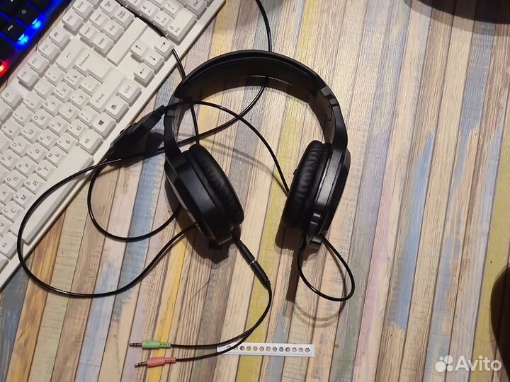 Бу клавиатуры и наушники по 200-300р