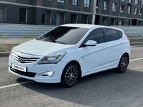 Hyundai Solaris 1.6 AT, 2015, 190 000 км, с пробегом, цена 1 060 000 руб.