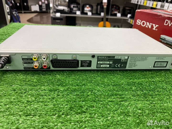 DVD-плеер Sony DVP-SR100