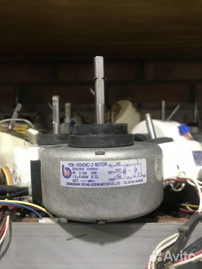 Двигатель внутреннего блока YDK-16S4D8C-2