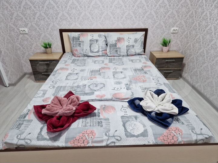 2-к. квартира, 65 м², 3/3 эт.