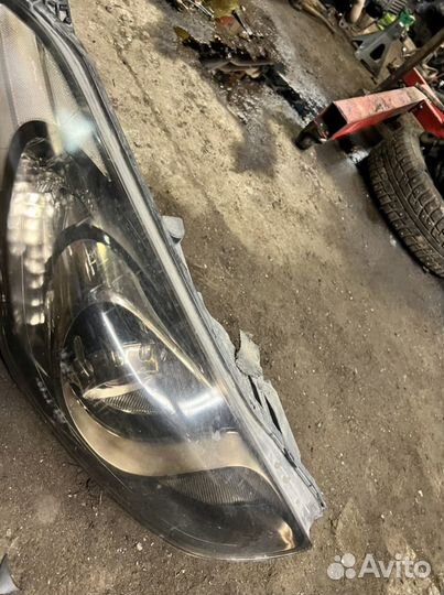 Фара hyundai i30 рестайлинг 2013