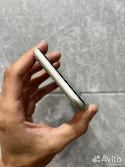 iPhone 11 128gb акб 93