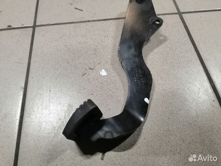 Педаль тормоза Пежо 206 седан. Оригинал. Б/У