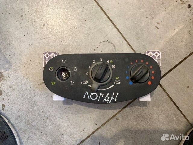 Блок управления отопителем Renault Logan 1