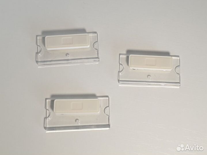 Держатель для бейджа на магните