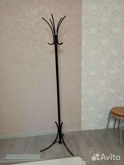 Вешалка напольная