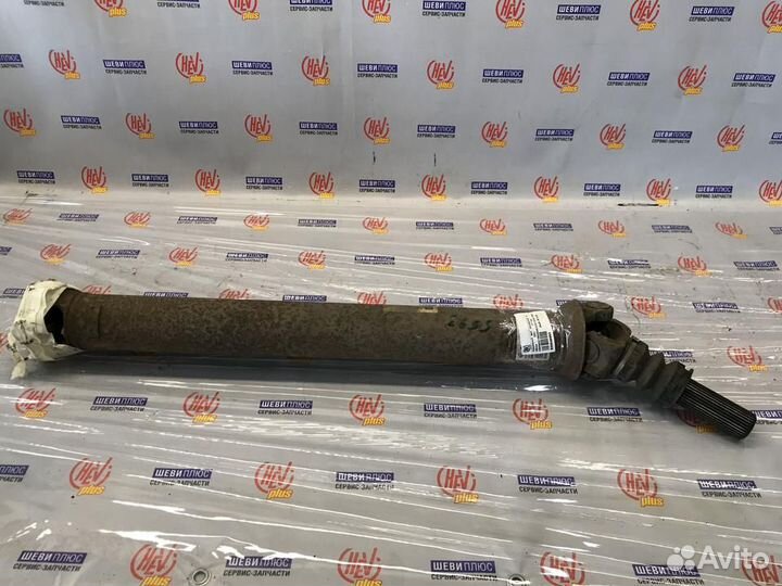 Вал карданный Cadillac Escalade
