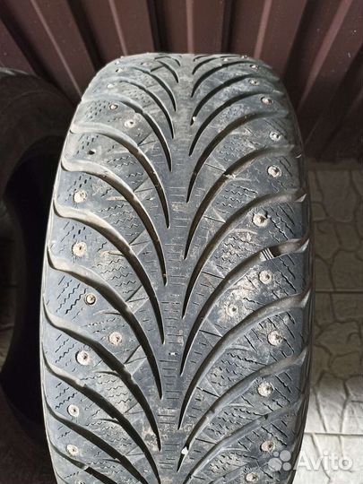 Sava Eskimo Stud 205/55 R16
