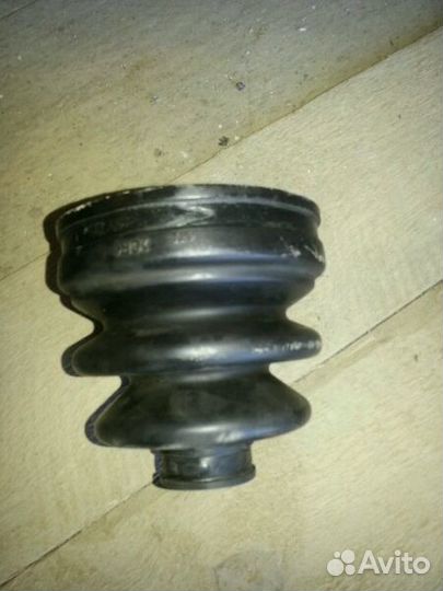 Продам пыльник на Hunday Santa FE (2013)