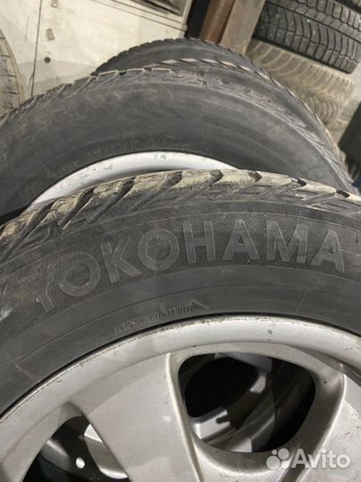 Yokohama A008 235/60 R18 26L