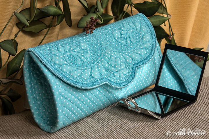 Стежка ткани, вышивка логотипов