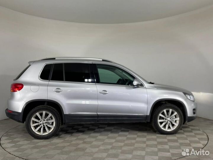 Volkswagen Tiguan 2.0 AT, 2012, 126 958 км