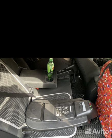 Автолюлька Recaro Privia с базой