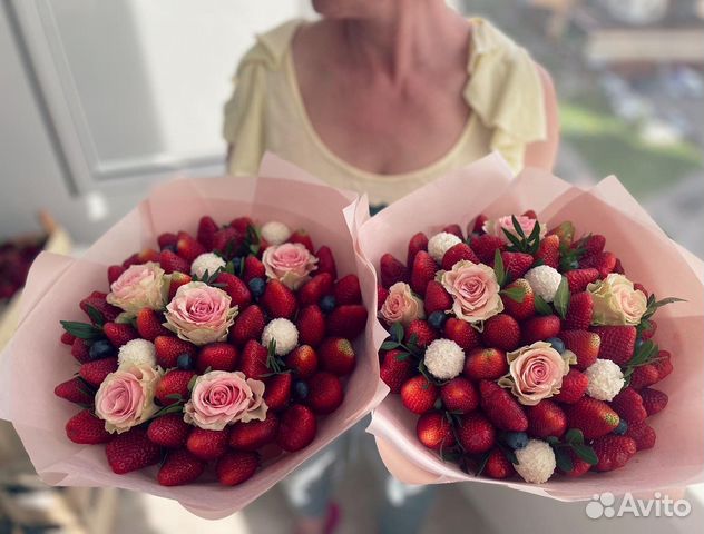 Клубничный букет