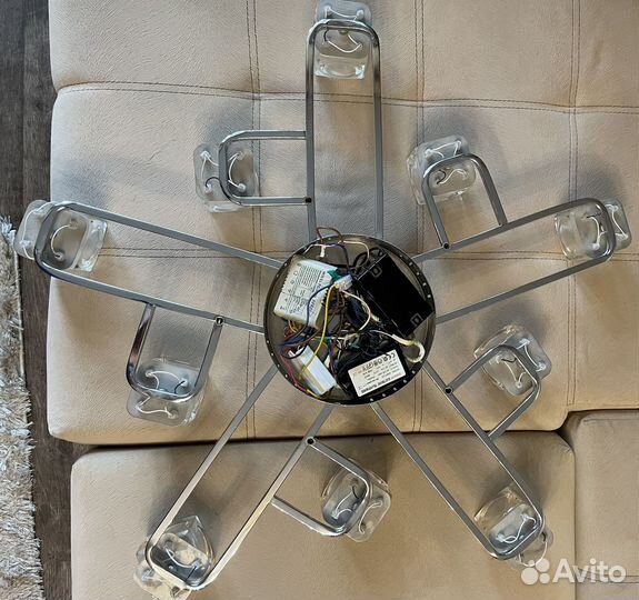 Люстра потолочная на 11 ламп