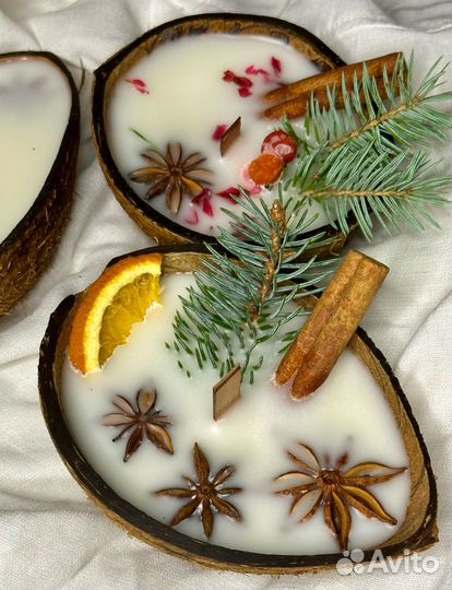 Свеча в кокосе