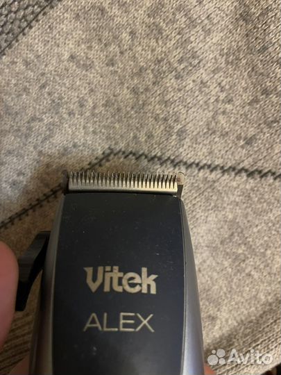 Машинка для стрижки волос Vitek Alex