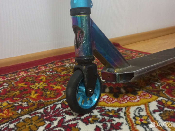 Трюковой самокат wegas