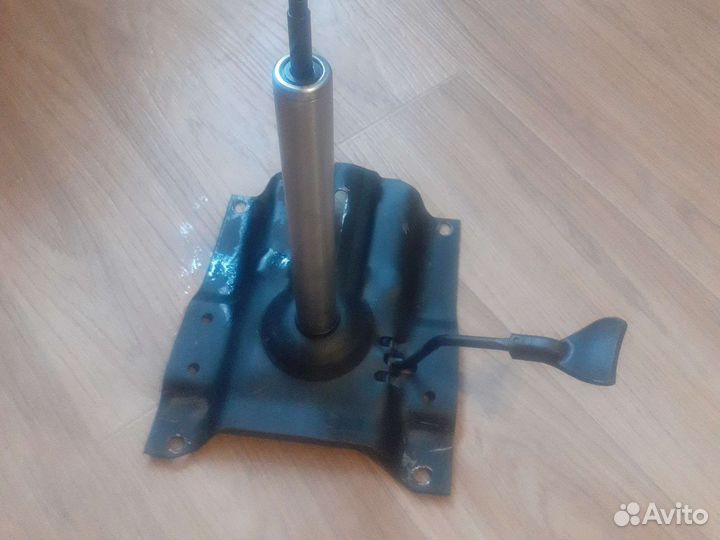 Механизм подьема для офисного кресла