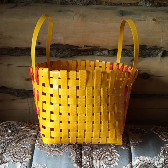 Новая корзина плетеная из лент стрэппинг