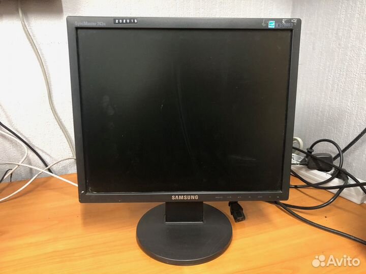 Монитор Samsung 17