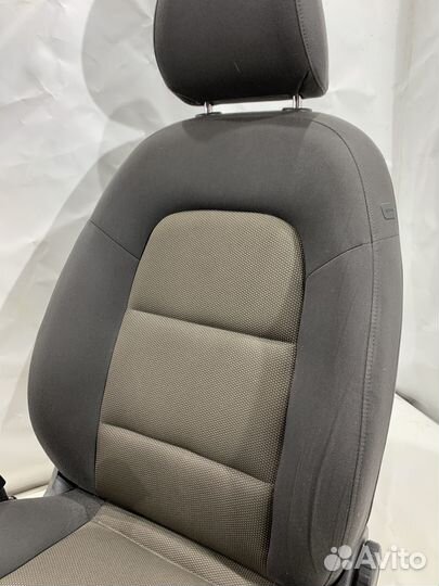 Сидения Audi Q3 8U