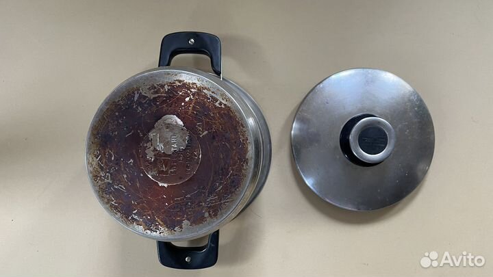 Кастрюля Zepter на 5л потрепанная