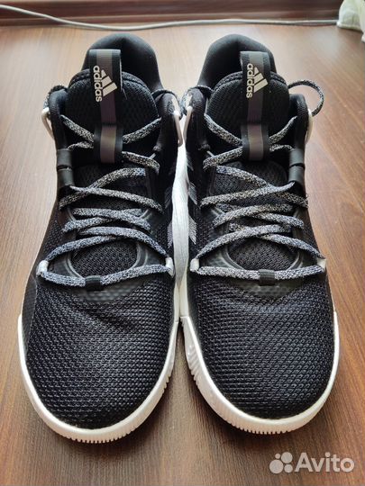 Кроссовки adidas harden stepback 3