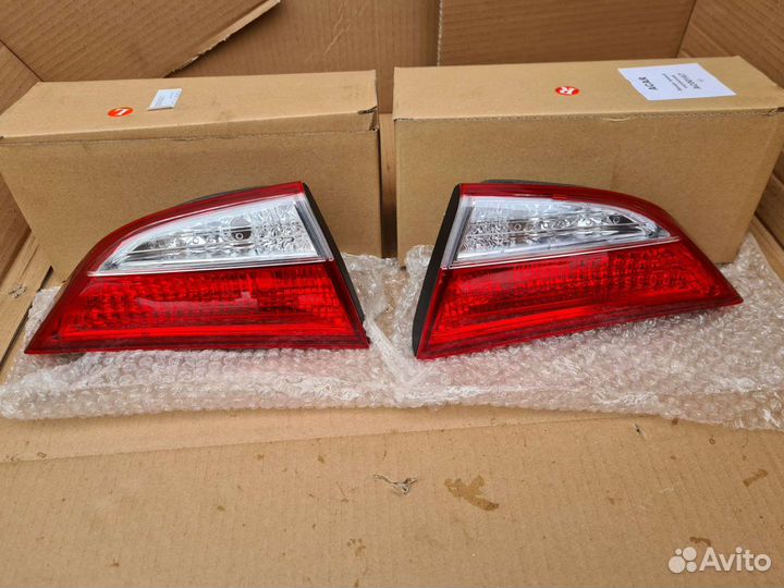 Фонарь крышки багажника Hyundai Elantra V