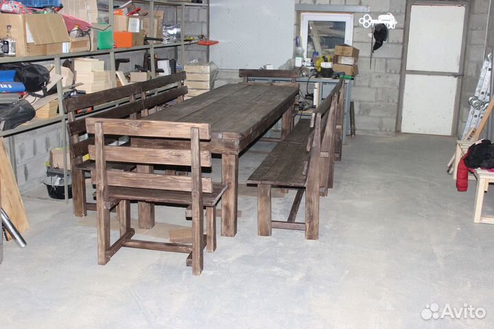 Мебель из дерева