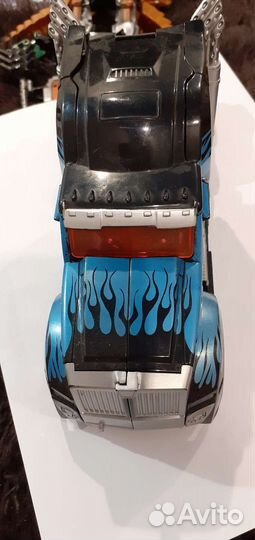 Игрушки трансформеры