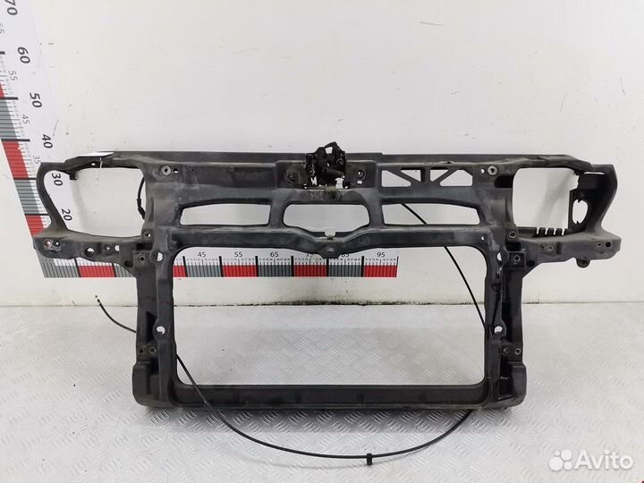 Панель передняя (телевизор) для Volkswagen Golf 4