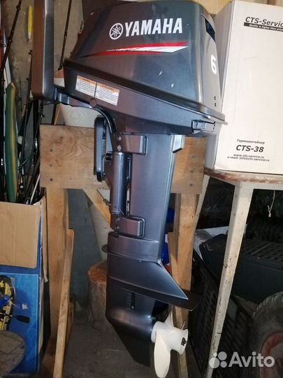 Продам подвесной лодочный мотор ямаха 6(8)