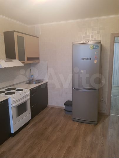 2-к. квартира, 65 м², 14/17 эт.