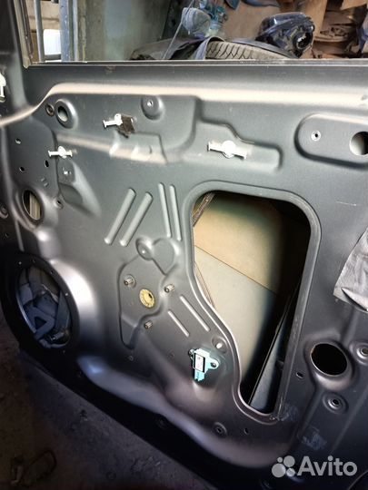 Дверь передняя правая audi q5