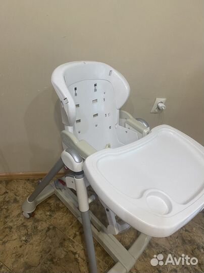 Стульчик для кормления peg perego