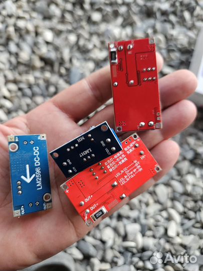 Стабилизатор напряжения