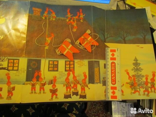 Коробочка сюрпризница СССР и ёлочные флажки