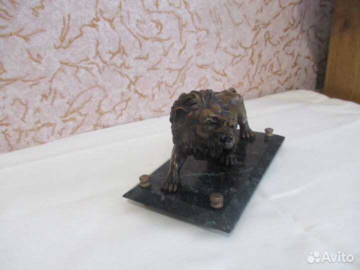 Статуэтка Лев бронза