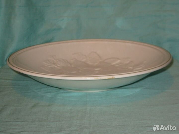 Тарелка для фруктов. Рельеф. Конаково. зик. СССР