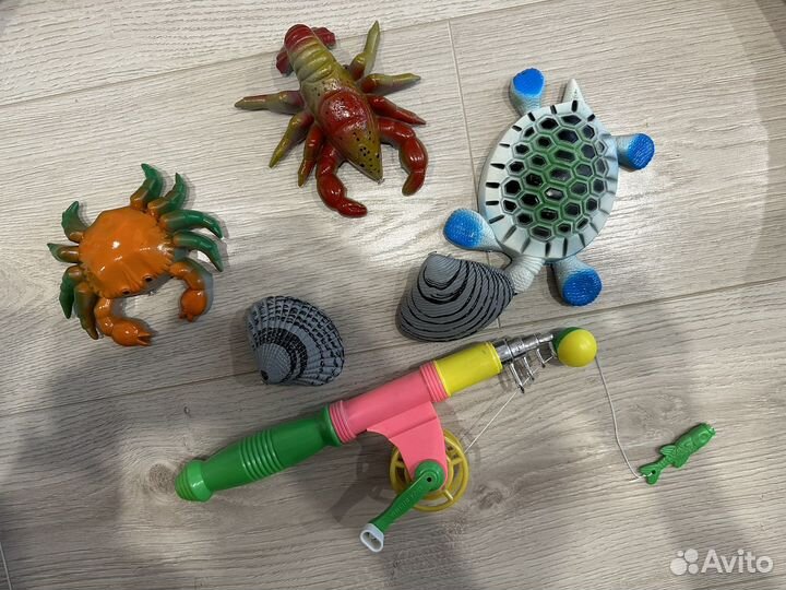 Детская рыбалка со спиннингом