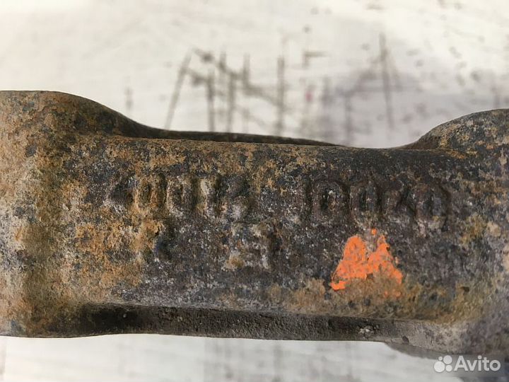 Кулак поворотный правый Ниссан Кашкай j10