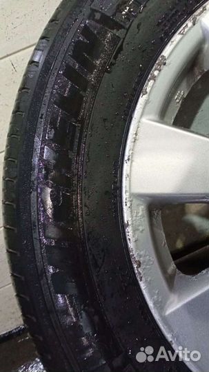 Тойота Камри Колесо