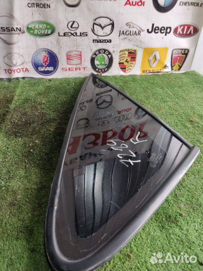 Стекло кузовное глухое правое Opel Vectra GL