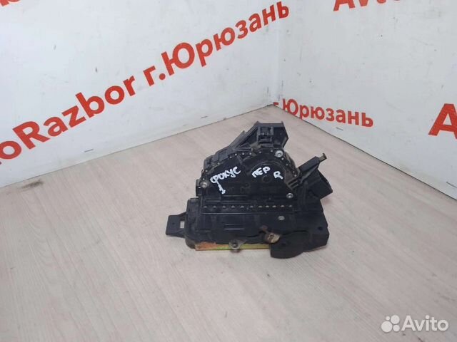 Замок передней правой двери Ford Focus 1