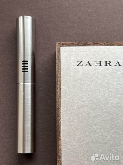 Сивакодержатель Zahra