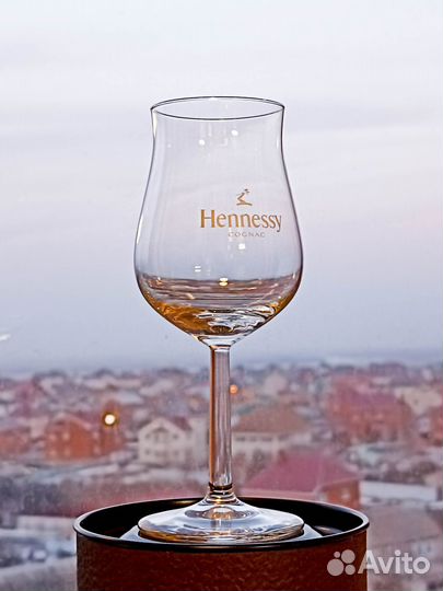 Бокал Hennessy с полным лого
